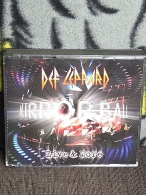 Def Leppard - Mirror Ball: Live & More